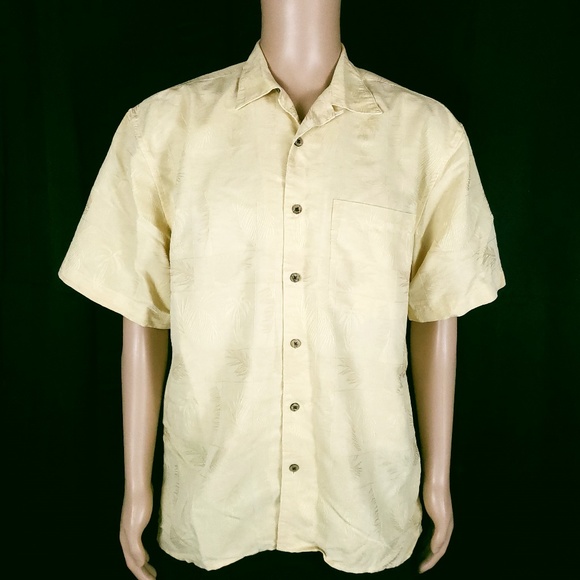 Jos. A. Bank Men Button Shirt Short Sleeves Size L - Picture 1 of 6